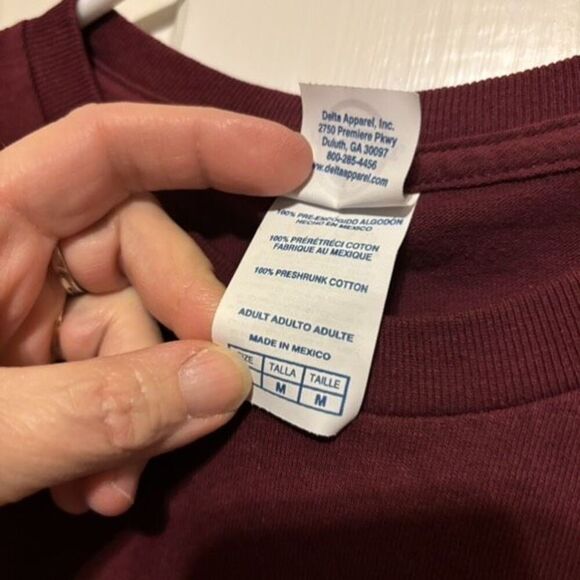 They’re Vegetarian So We Don’t Have To Be Size Medium T-Shirt - Picture 4 of 5